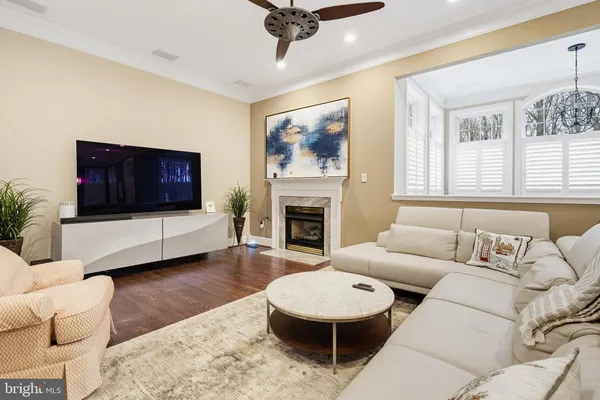 $5,300 | 3943 Highland Oaks Drive, Fairfax, VA 22033