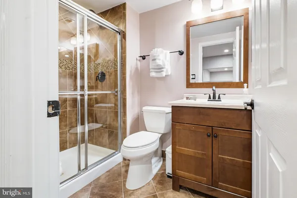 $5,300 | 3943 Highland Oaks Drive, Fairfax, VA 22033