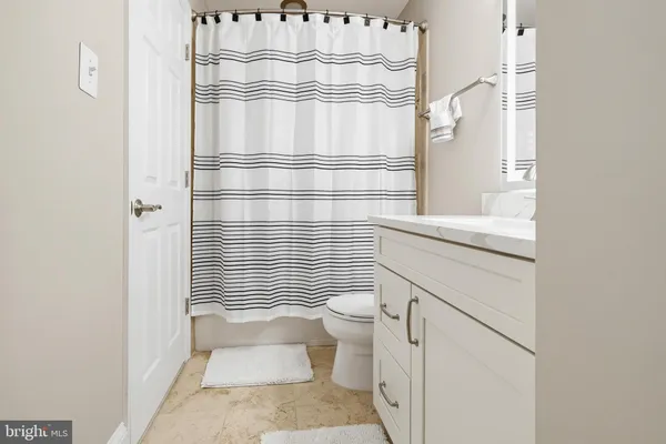 $5,300 | 3943 Highland Oaks Drive, Fairfax, VA 22033