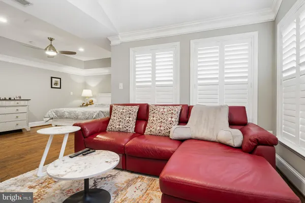 $5,300 | 3943 Highland Oaks Drive, Fairfax, VA 22033