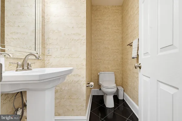 $5,300 | 3943 Highland Oaks Drive, Fairfax, VA 22033