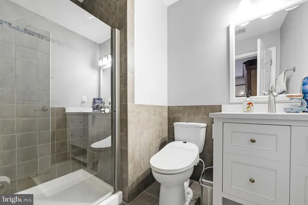 $5,300 | 3943 Highland Oaks Drive, Fairfax, VA 22033