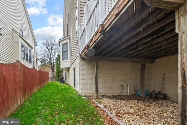 $5,300 | 3943 Highland Oaks Drive, Fairfax, VA 22033