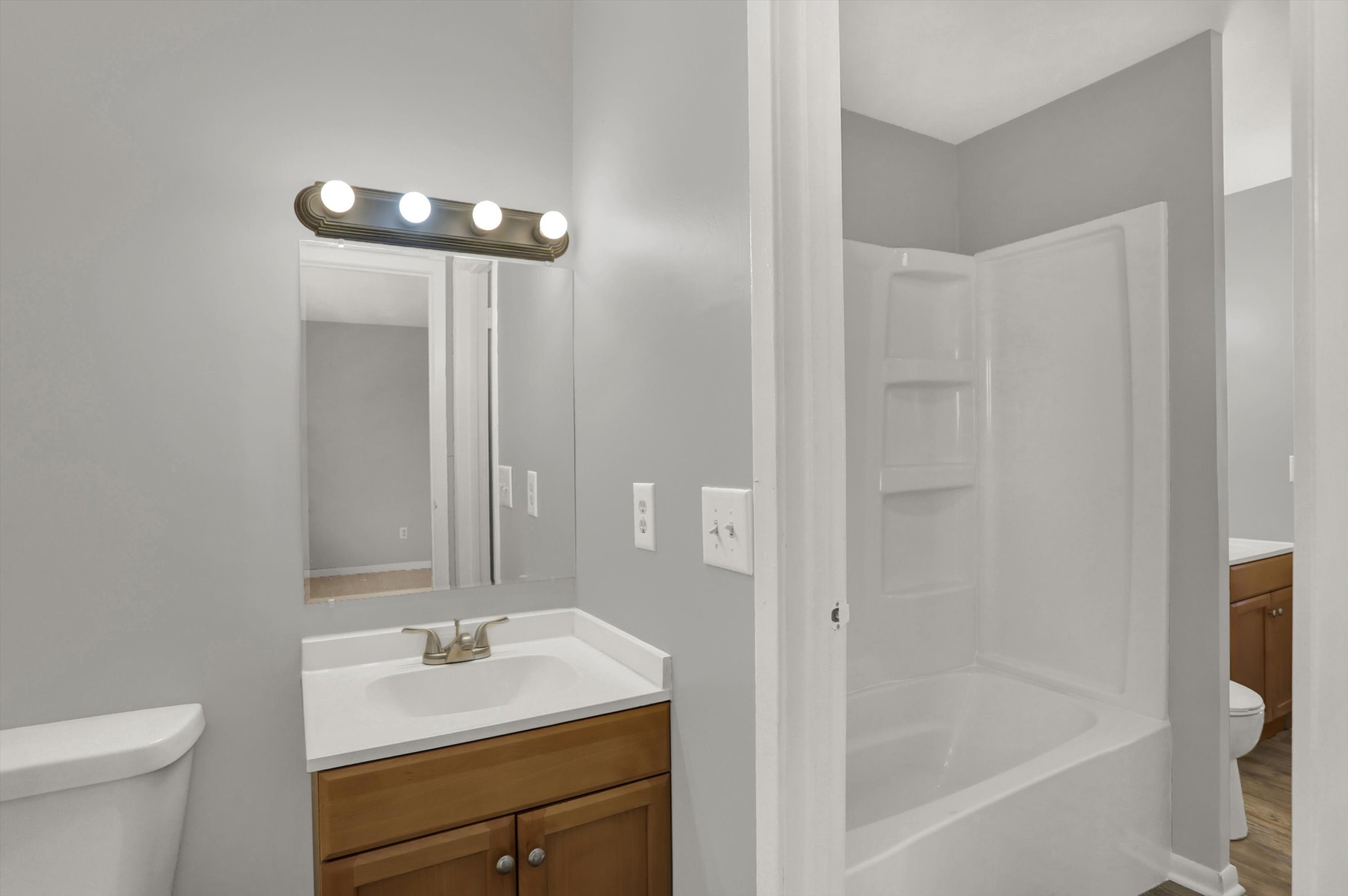 6834 Georgetown Road Indianapolis, IN 46268 - Photo 16 of 26 Gallery Image 16