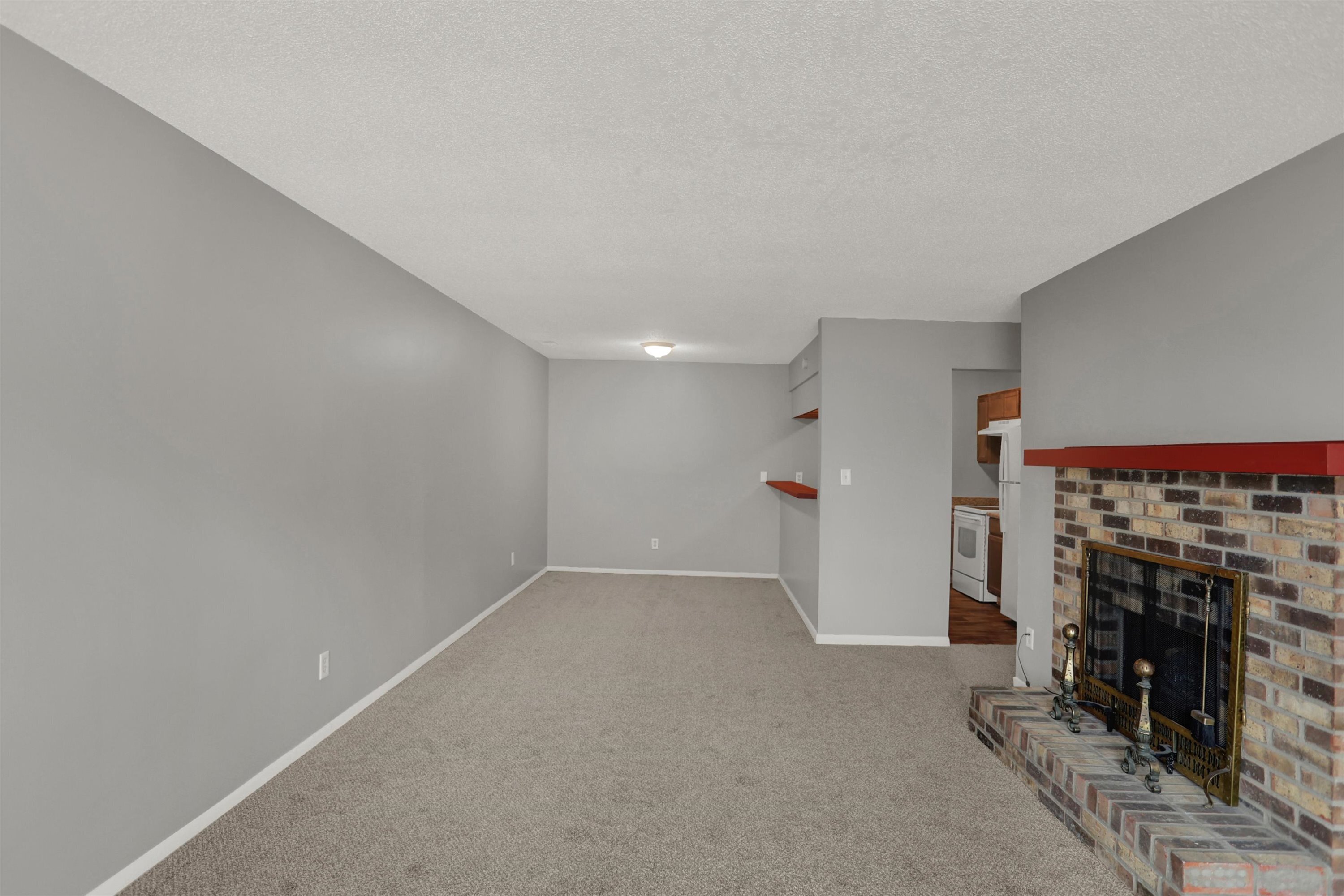 6834 Georgetown Road Indianapolis, IN 46268 - Photo 5 of 26 Gallery Image 5