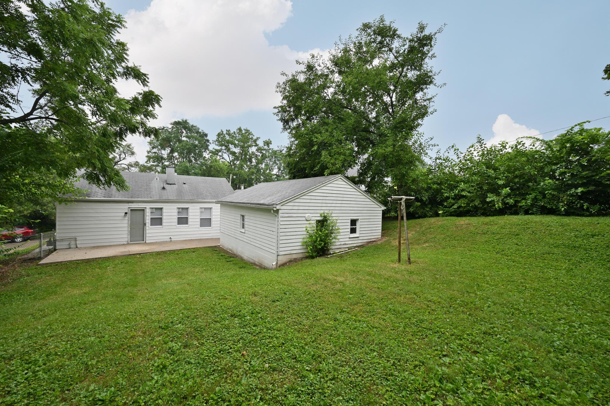 1715 Summit Street Springfield, OH 45503 - Photo 26 of 29 20250716-1715 Summit-031
