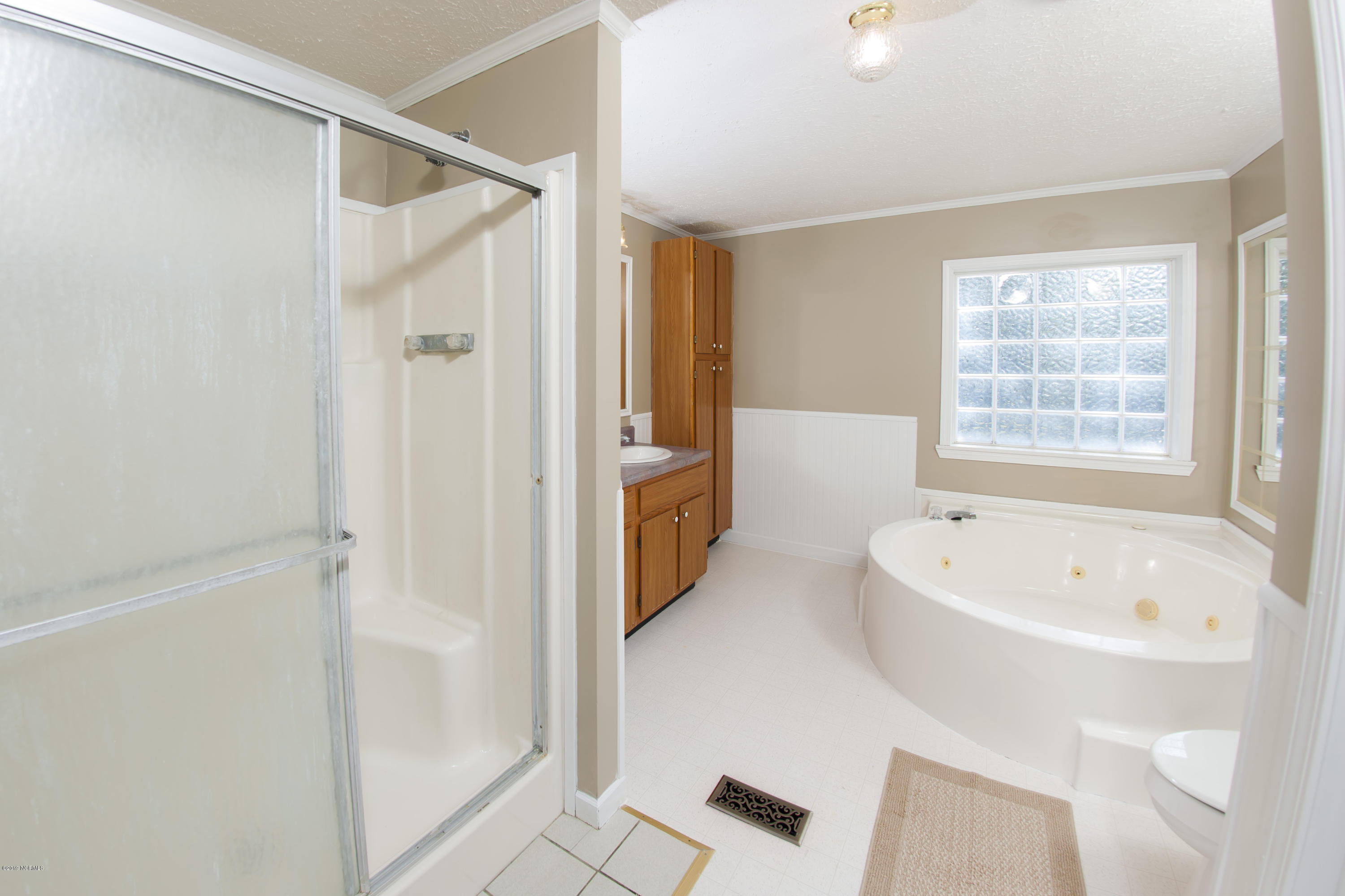 23 Croaker Road Merritt, NC 28556 - Photo 8 of 42 Master Bath