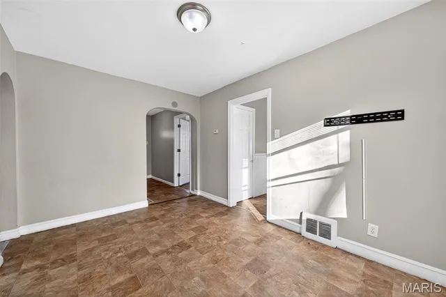 $90,000 | 8616 Kendale Drive, St. Louis, MO 63121