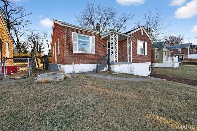 $90,000 | 8616 Kendale Drive, St. Louis, MO 63121