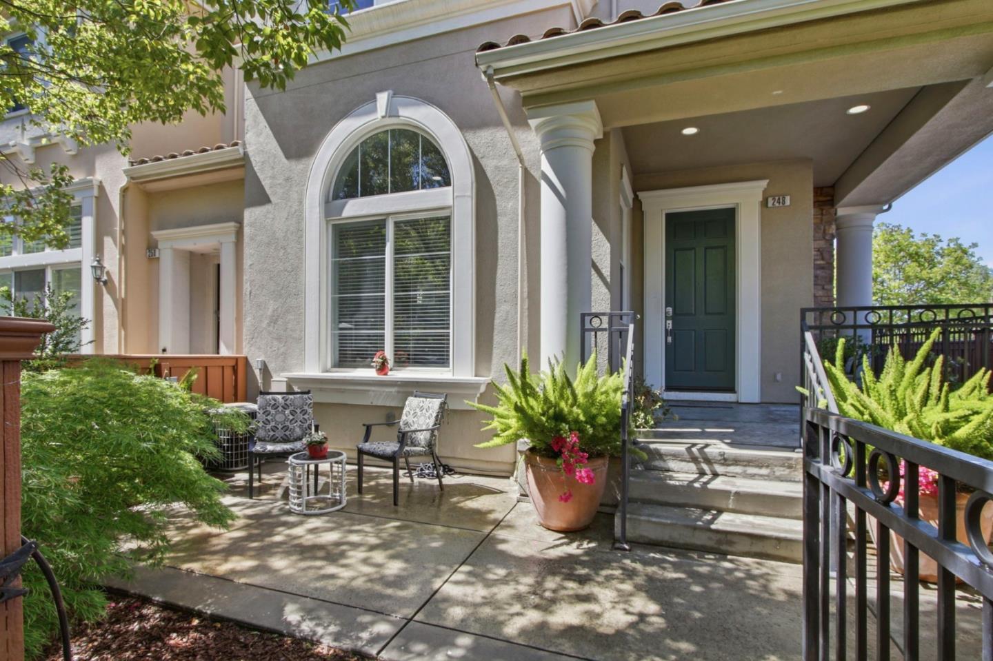 248 Vista Roma Way San Jose, CA 95136 - Photo 2 of 49