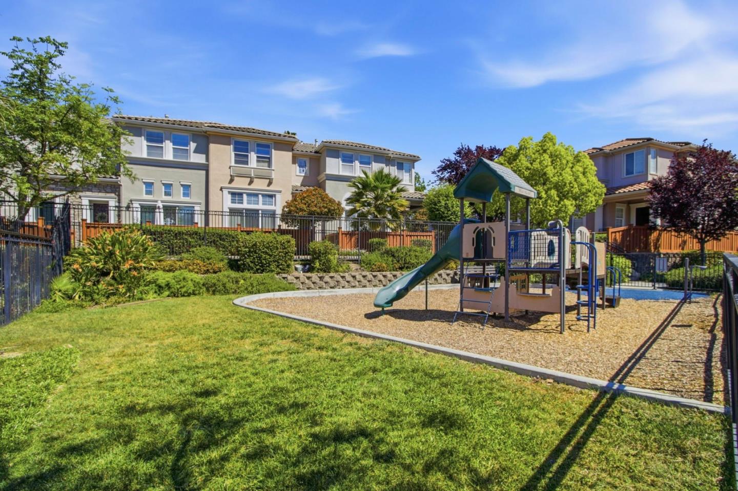 248 Vista Roma Way San Jose, CA 95136 - Photo 42 of 49