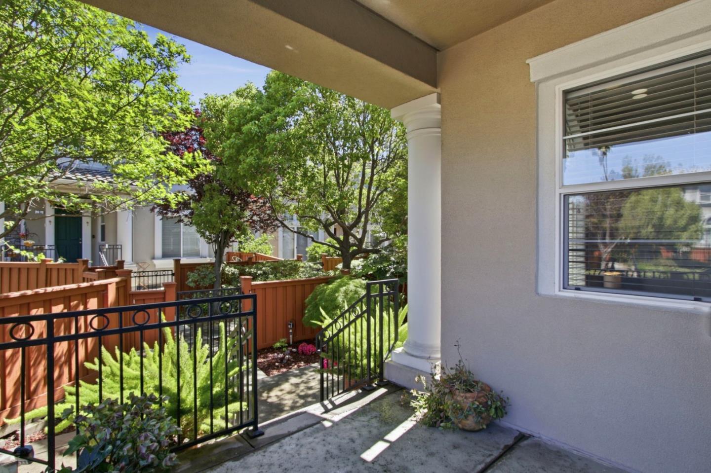 248 Vista Roma Way San Jose, CA 95136 - Photo 5 of 49