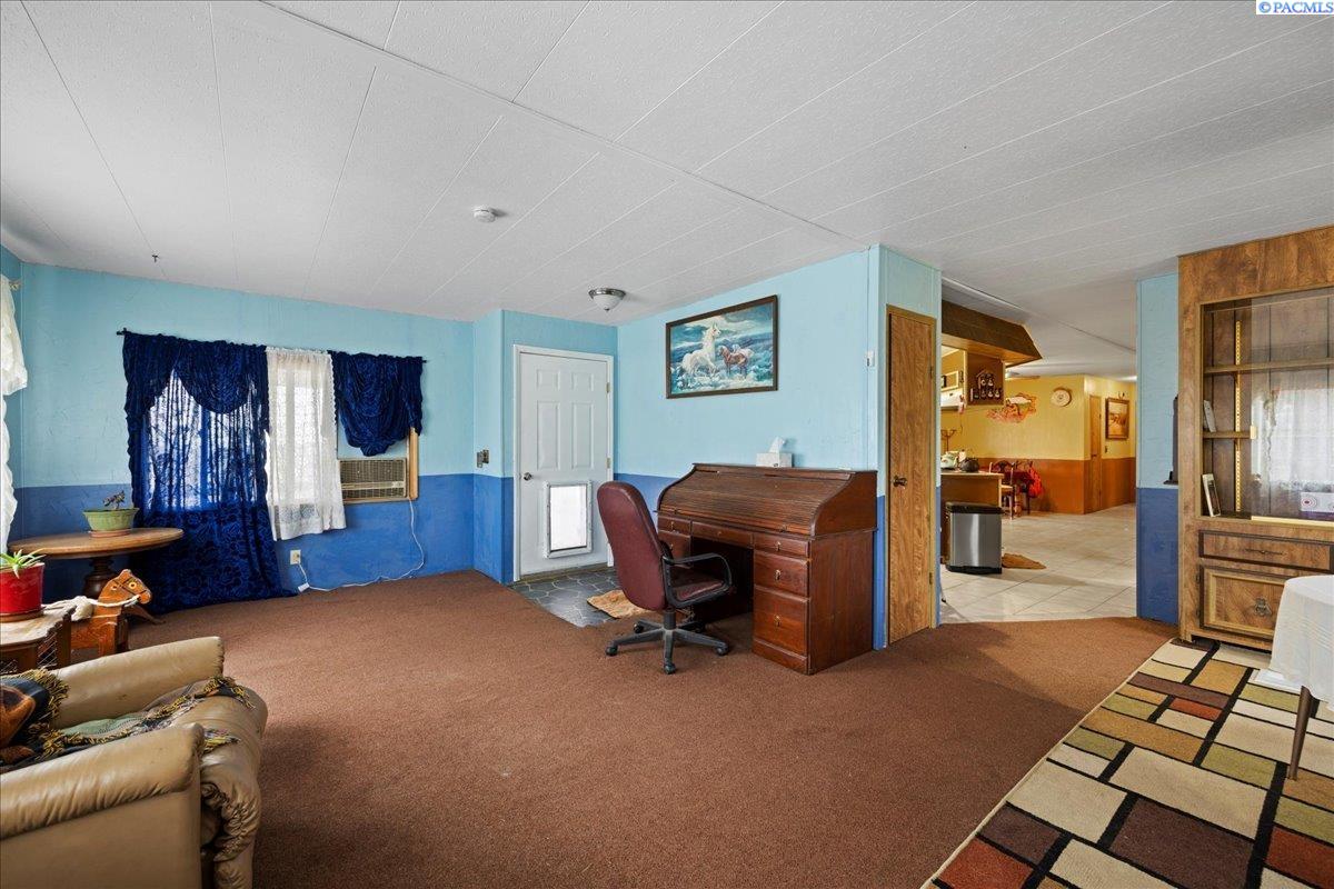 26402 East Ruppert Road Benton City, WA 99320 - Photo 9 of 36 Gallery Image 9