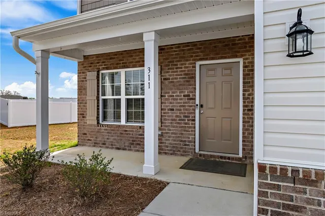 $356,600 | 311 Altavista Drive, Clemmons, NC 27012