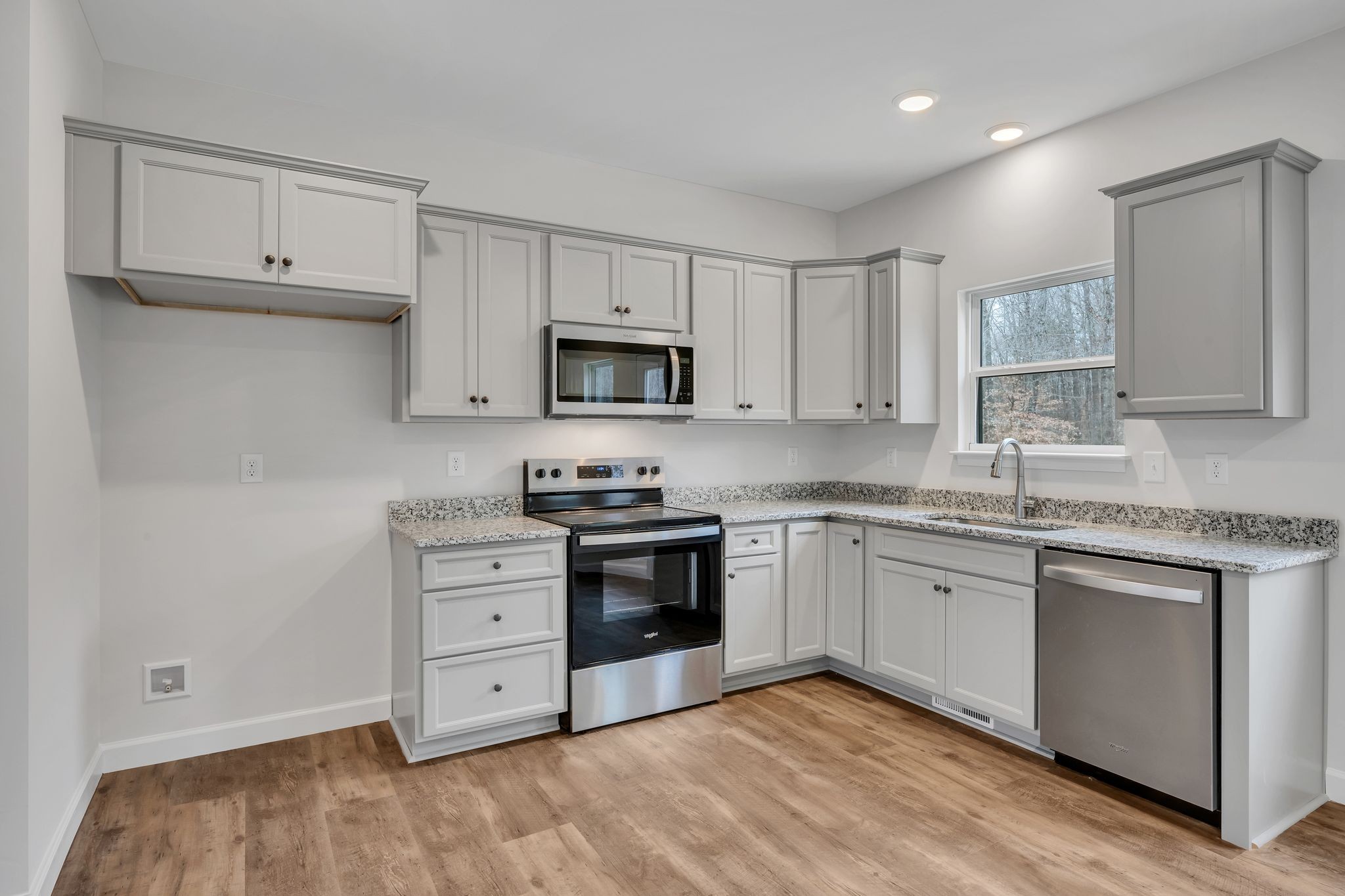 1069 Old County House Road Charlotte, TN 37036 - Photo 13 of 43 IMMENSE Quality!!!