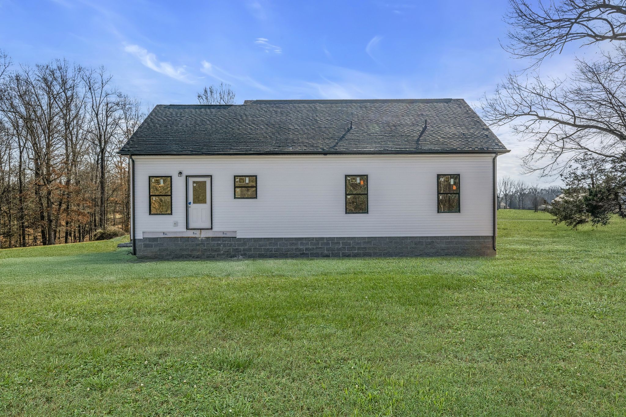 1069 Old County House Road Charlotte, TN 37036 - Photo 36 of 43 ENCAPSULATED Crawl Space Note: Green grass edits on exterior photos