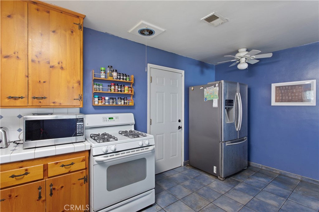 3516 McKinley Street Riverside, CA 92506 - Photo 16 of 33