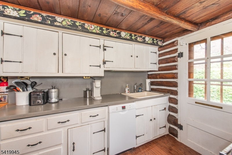 201 Springbrook Trail Sparta, NJ 07871 - Photo 13 of 24