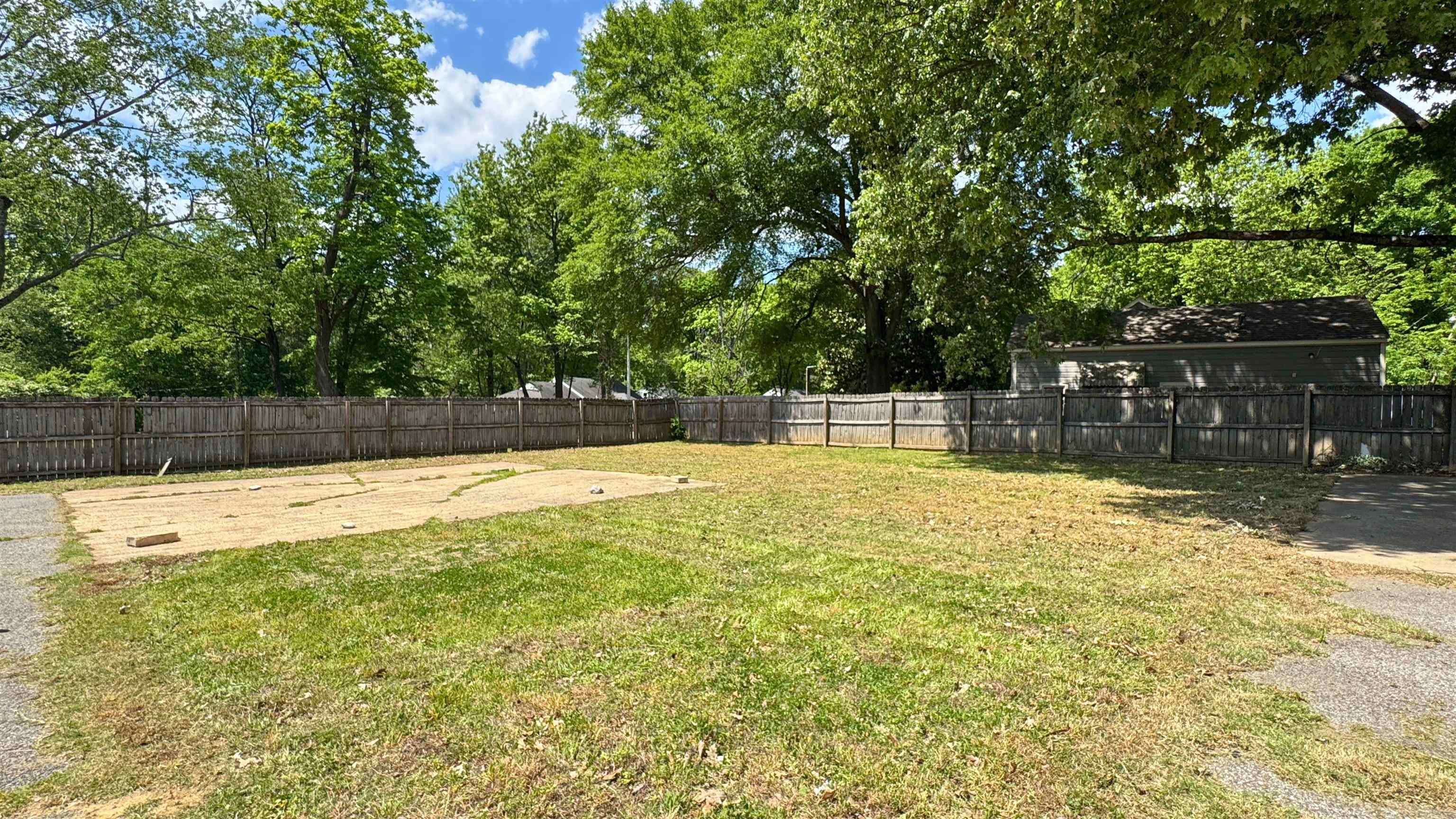 984 East Raines Road Memphis, TN 38116 - Photo 18 of 18 Gallery Image 18