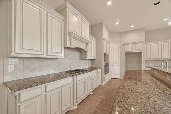 $575,000 | 5423 Mason Mountain Lane, Houston, TX 77059