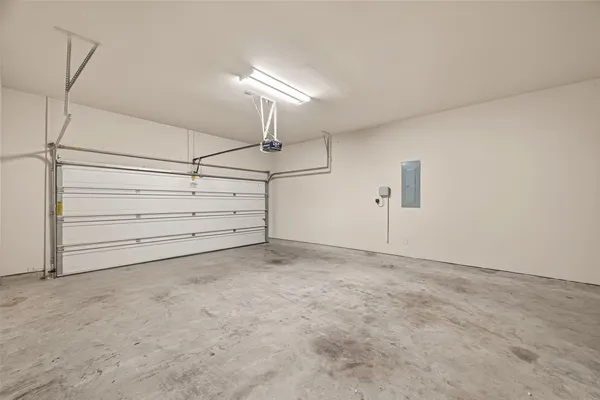 $575,000 | 5423 Mason Mountain Lane, Houston, TX 77059