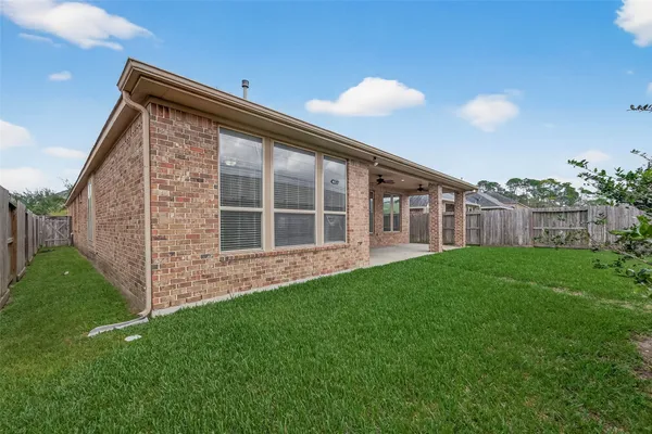 $575,000 | 5423 Mason Mountain Lane, Houston, TX 77059