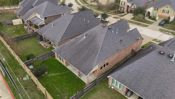 $575,000 | 5423 Mason Mountain Lane, Houston, TX 77059