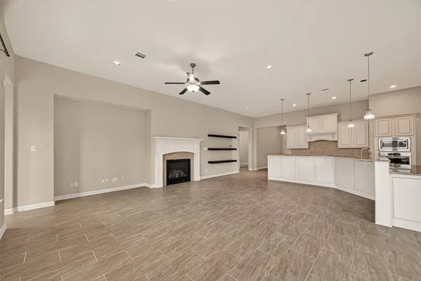 $575,000 | 5423 Mason Mountain Lane, Houston, TX 77059