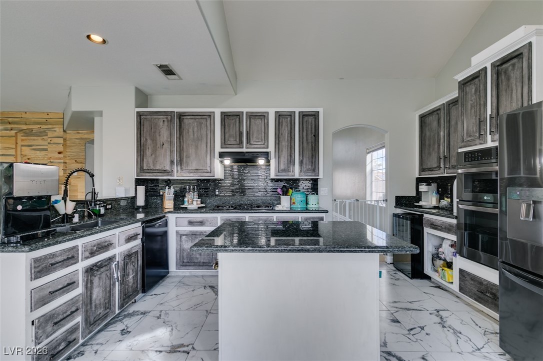 10233 Red Bridge Avenue Las Vegas, NV 89134 - Photo 10 of 19
