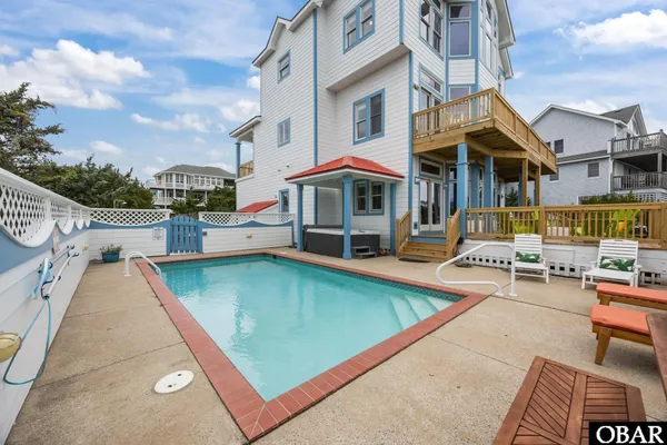 $800,000 | 41155 Channel Court, Unit 717, Avon, NC 27915