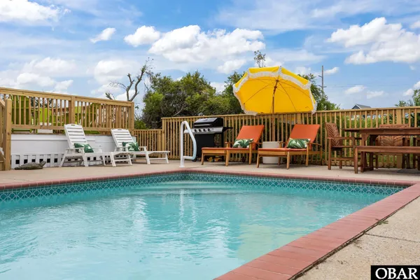 $800,000 | 41155 Channel Court, Unit 717, Avon, NC 27915