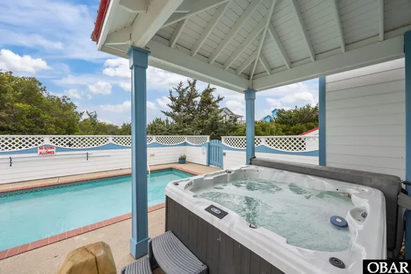 $800,000 | 41155 Channel Court, Unit 717, Avon, NC 27915