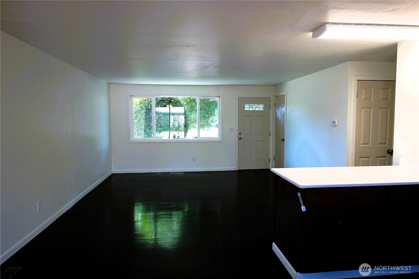 18004 110th Avenue Southeast Renton, WA 98055 - Photo 3 of 27 Gallery Image 3