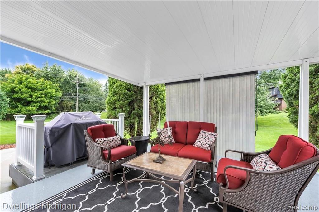 1037 South Adams Road Rochester Hills, MI 48309 - Photo 24 of 67