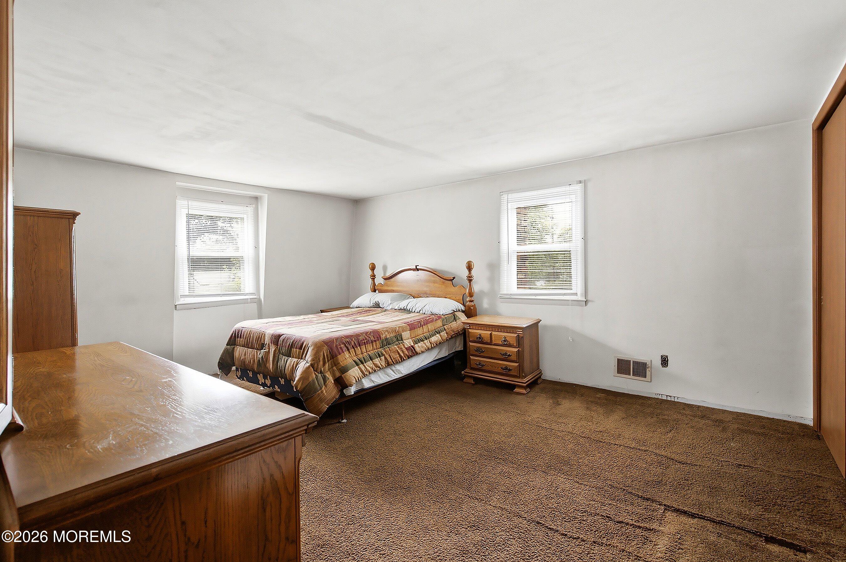 1198 Maxim Southard Road Howell, NJ 07731 - Photo 12 of 30 11-Bed 1