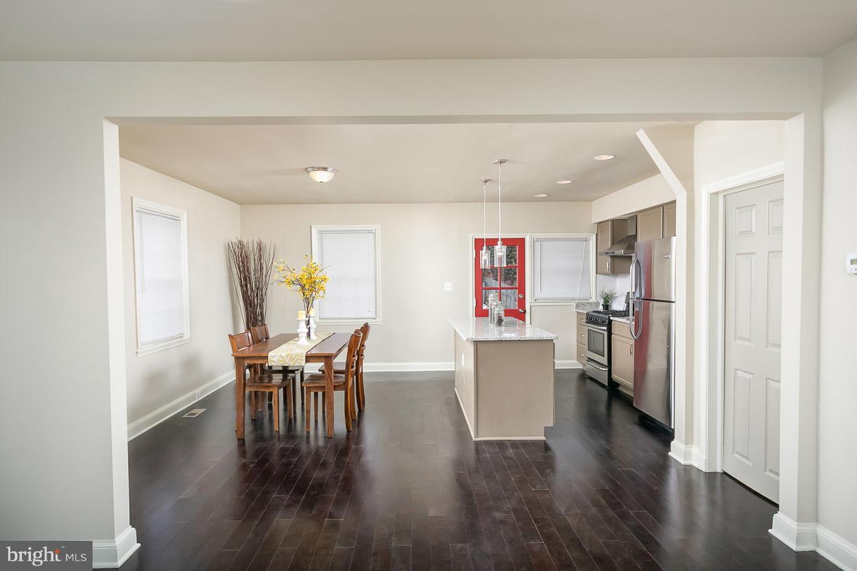 4208 Kelway Road Baltimore, MD 21218 - Photo 7 of 20 Interior (General)