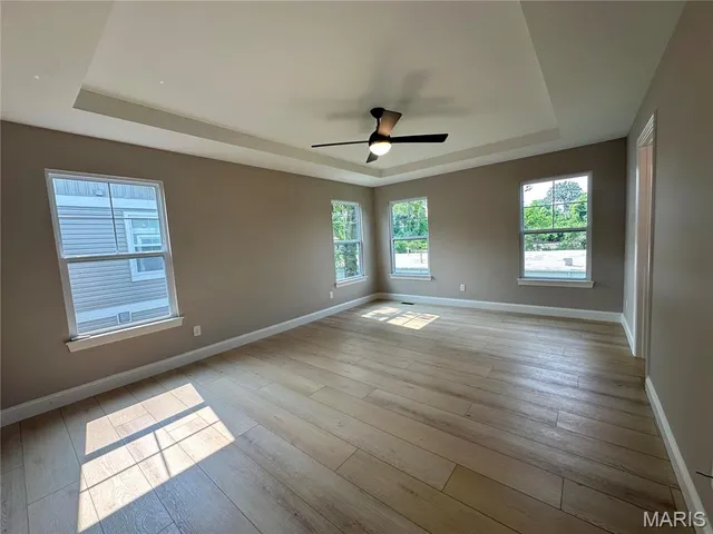 $950,000 | 8737 Magdalen Avenue, St. Louis, MO 63144