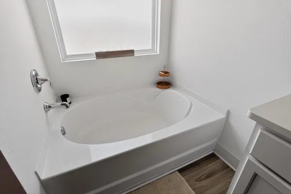 $2,300 | 159 Blooming Cove, Crestview, FL 32539