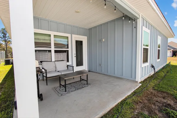 $2,300 | 159 Blooming Cove, Crestview, FL 32539