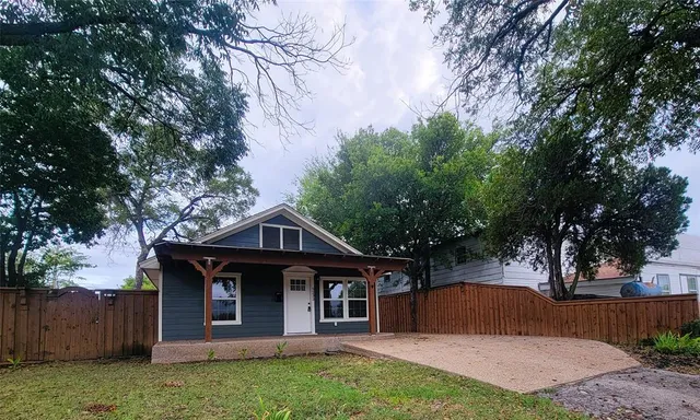 $1,675 | 5233 Wellesley Avenue, Fort Worth, TX 76107