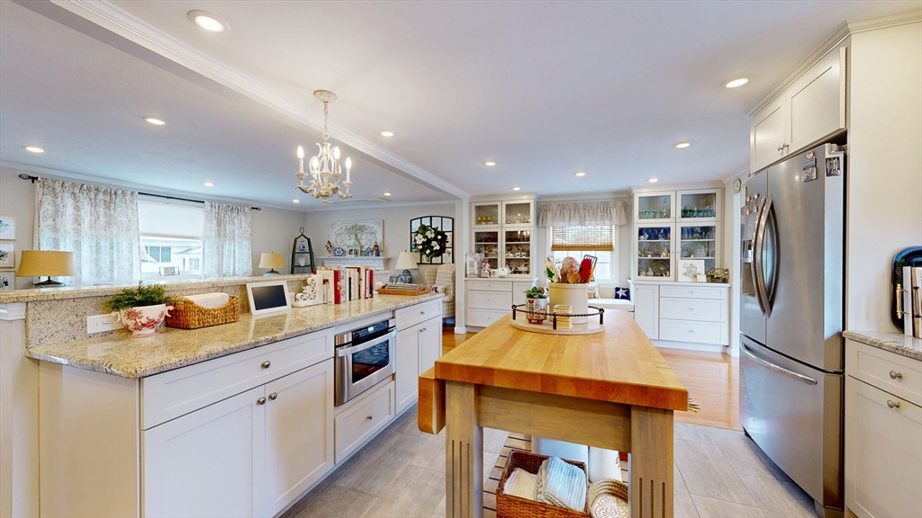 3 Fencourt Road Canton, MA 02021 - Photo 11 of 40