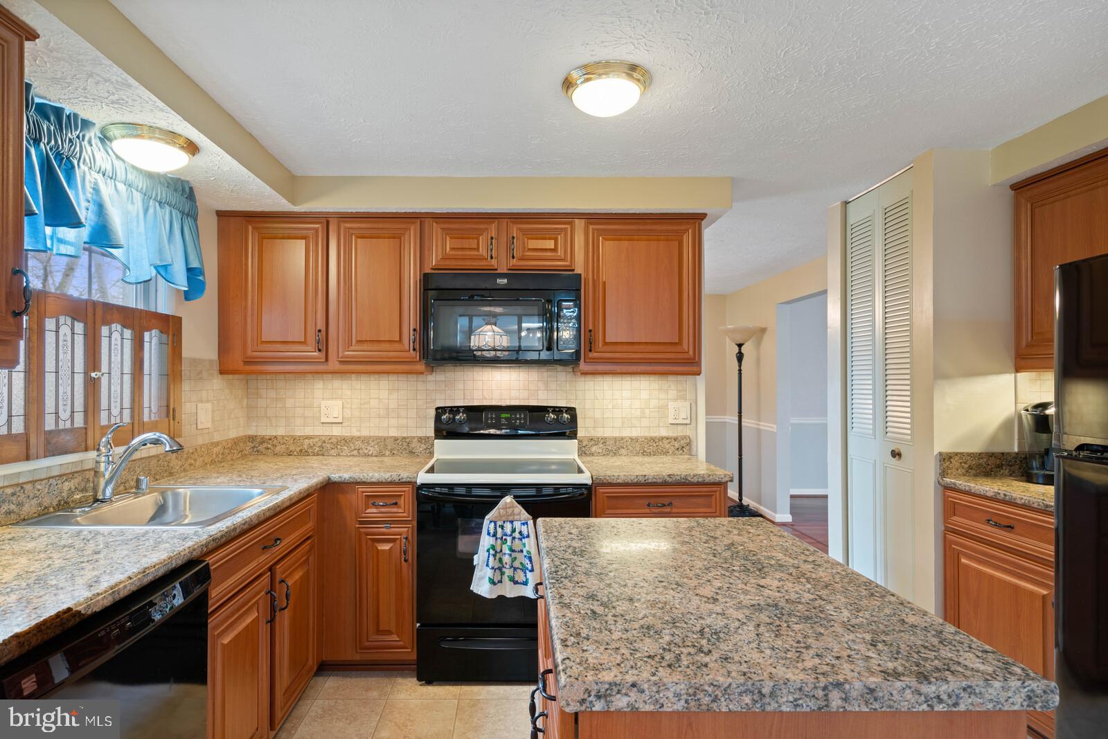 7514 Candytuft Court Springfield, VA 22153 - Photo 19 of 43 Gallery Image 19