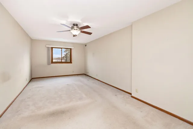 $220,000 | 7234 North Green Bay Avenue, Unit 212, Glendale, WI 53209