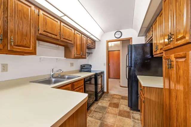 $220,000 | 7234 North Green Bay Avenue, Unit 212, Glendale, WI 53209