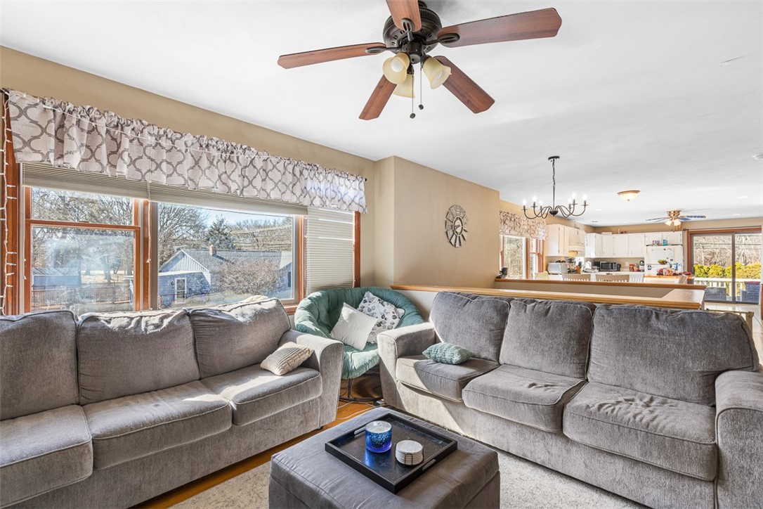 4 Wayne Street Narragansett, RI 02882 - Photo 12 of 22 Living room