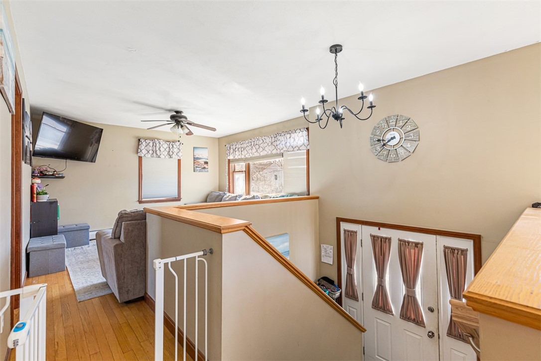 4 Wayne Street Narragansett, RI 02882 - Photo 13 of 22 Entry way