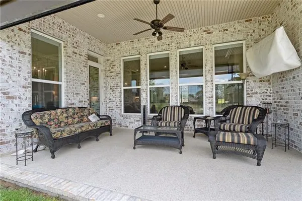 $799,000 | 736 Plantation Drive, Abita Springs, LA 70420