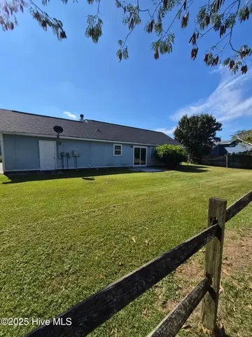 $1,395 | 204 Zachary Lane, Hubert, NC 28539