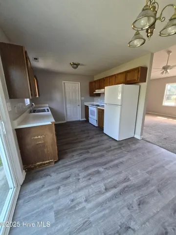 $1,395 | 204 Zachary Lane, Hubert, NC 28539