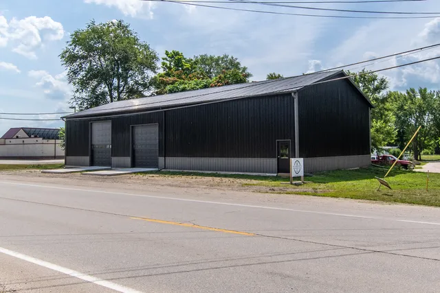 $375,000 | 146 West Jackson Street, Seneca, IL 61360